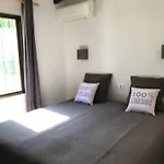 Piscine Pr - Vue Villa *